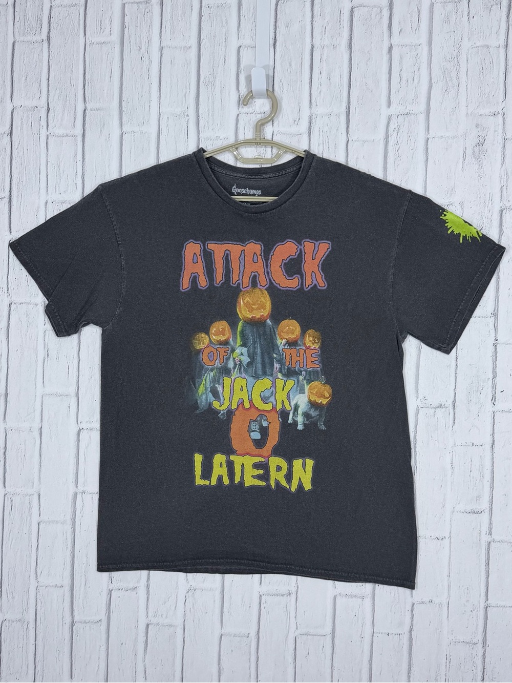 🎃 Goosebumps Attack of the Jack O’Lantern Graphic Tee M Halloween